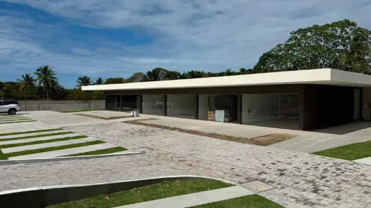 Ponto Comercial para alugar, 180m² no Praia de Carneiros, Tamandaré
