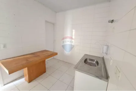 Casa com 2 Quartos para alugar, 40m² no Vila Picinin, São Paulo