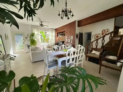 Casa de Condomínio com 3 Quartos à venda, 157m² no Humaitá, Rio de Janeiro