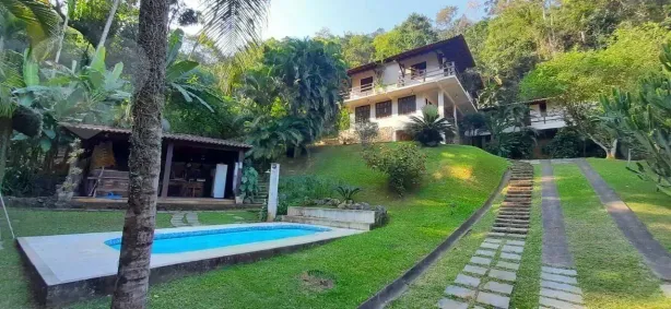 Casa com 3 Quartos à venda, 300m² no Itaipu, Niterói