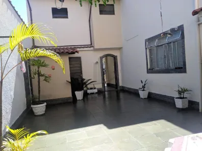 Casa com 2 Quartos à venda, 140m² no Jardim Belvedere, Volta Redonda