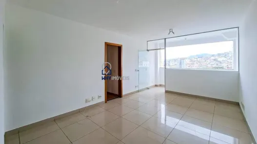 Apartamento com 3 Quartos para alugar, 85m² no Santa Efigênia, Belo Horizonte