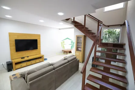 Casa de Condomínio com 3 Quartos à venda, 180m² no Parque São Vicente, Mauá