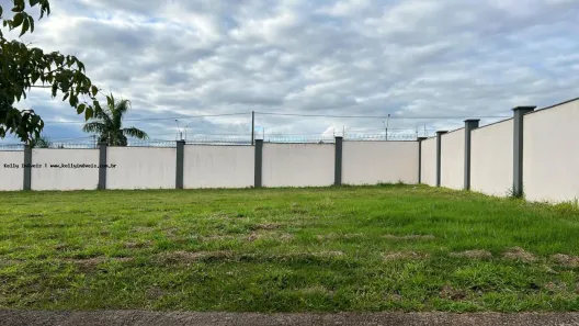 Lote/Terreno à venda, 300m² no Parque Residencial Mart Ville, Presidente Prudente