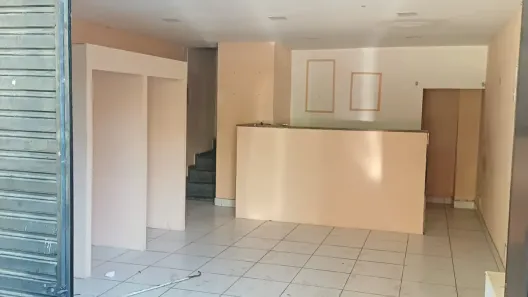 Ponto Comercial à venda, 77m² no Taquara, Rio de Janeiro