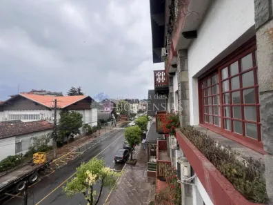 Sala Comercial à venda, 38m² no Centro, Gramado