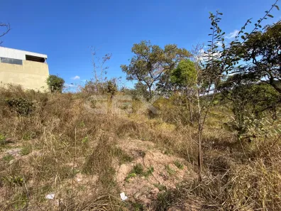 Lote/Terreno à venda, 1000m² no Icaraí, Divinópolis