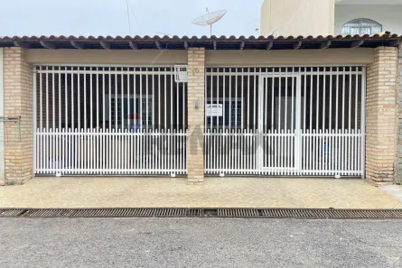Casa com 3 Quartos à venda, 121m² no Guará II, Brasília