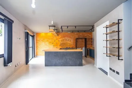 Sobrado com 3 Quartos à venda, 120m² no Barreirinha, Curitiba