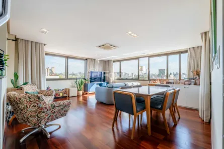 Cobertura com 3 Quartos à venda, 209m² no Passo da Areia, Porto Alegre