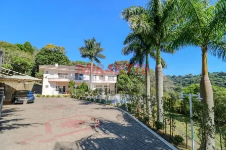 Sobrado com 4 Quartos à venda, 350m² no Juqueri Mirim, Mairiporã