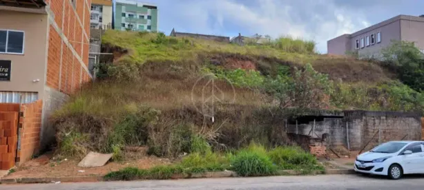 Lote/Terreno à venda, 390m² no Vivendas da Serra, Juiz de Fora