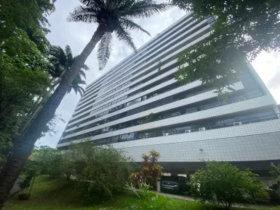 Apartamento com 4 Quartos à venda, 250m² no Casa Forte, Recife