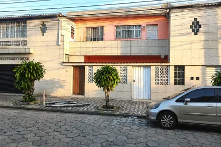 Casa com 2 Quartos para alugar, 65m² no Parque Bitaru, São Vicente