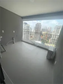 Apartamento com 2 Quartos para alugar, 67m² no Jardim das Acácias, São Paulo