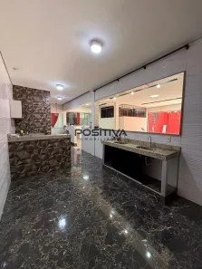 Casa com 2 Quartos para alugar, 250m² no Goiânia, Belo Horizonte