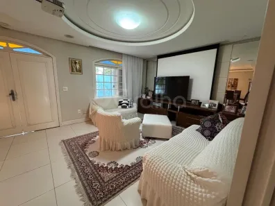 Casa com 5 Quartos à venda, 340m² no Coqueiros, Florianópolis