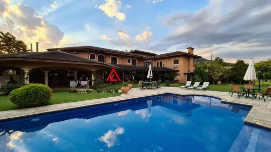 Casa de Condomínio com 5 Quartos à venda, 676m² no Jardim Acapulco, Guarujá