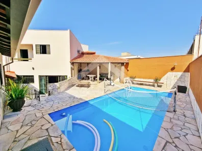 Sobrado com 4 Quartos à venda, 333m² no Ribeirânia, Ribeirão Preto