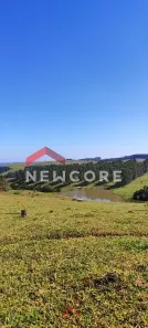 Fazenda/Sítio com 3 Quartos à venda, 1000m² no Parque das Cascatas, Botucatu