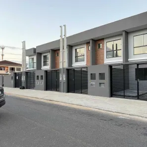 Sobrado com 2 Quartos à venda, 74m² no Comasa, Joinville
