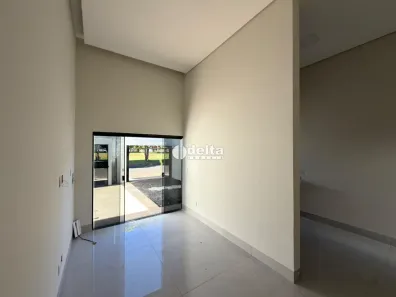 Casa com 3 Quartos à venda, 88m² no Laranjeiras, Uberlândia