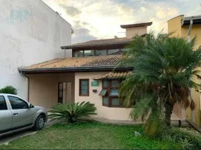 Casa de Condomínio com 3 Quartos à venda, 185m² no Parque Residencial Itapeti, Mogi das Cruzes