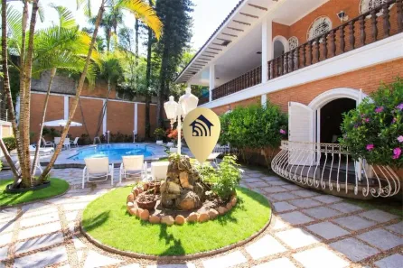 Sobrado com 4 Quartos à venda, 604m² no Vila Madalena, São Paulo