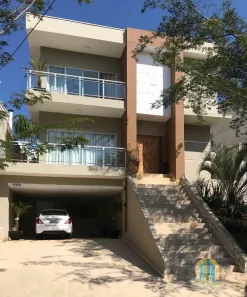 Casa com 4 Quartos à venda, 240m² no Suru, Santana de Parnaíba