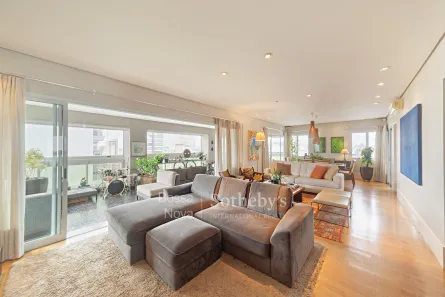 Apartamento com 3 Quartos à venda, 233m² no Vila Uberabinha, São Paulo