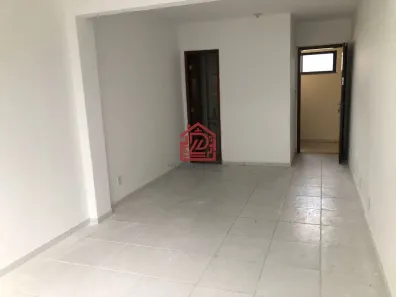 Sala Comercial para alugar, 29m² no Centro, Macaé