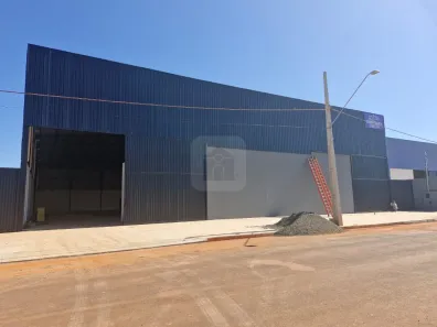 Galpão/Depósito/Armazém para alugar, 1400m² no Loteamento Centro Empresarial Leste III, Uberlândia