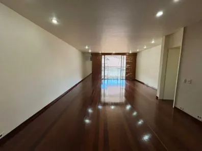 Apartamento com 3 Quartos à venda, 150m² no Laranjeiras, Rio de Janeiro
