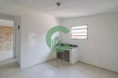 Casa com 2 Quartos para alugar, 60m² no Jardim Cristiane, Santo André