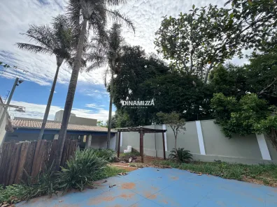 Casa com 3 Quartos à venda, 264m² no Vila Olímpica, Uberaba