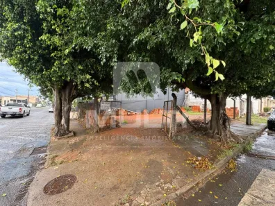 Lote/Terreno com 1 Quarto à venda, 12m² no Tubalina, Uberlândia