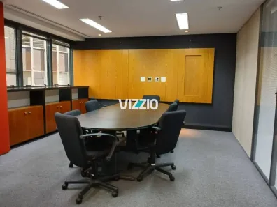 Sala Comercial para alugar, 214m² no Vila Olímpia, São Paulo