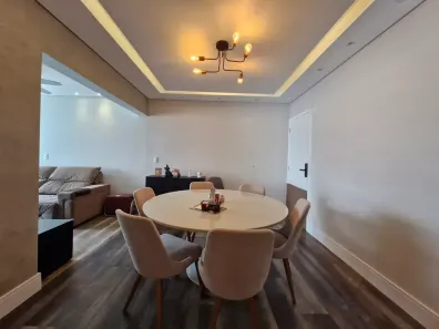 Apartamento com 2 Quartos para alugar, 77m² no Condomínio Royal Park, São José dos Campos
