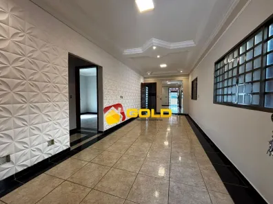 Casa com 4 Quartos para alugar, 187m² no Planalto, Uberlândia