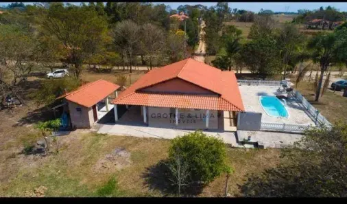 Fazenda/Sítio com 2 Quartos à venda, 240m² no Borda da Mata, Caçapava