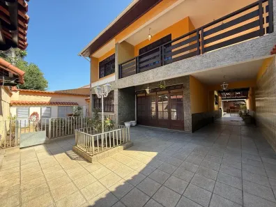 Casa com 4 Quartos para alugar, 180m² no Anil, Rio de Janeiro