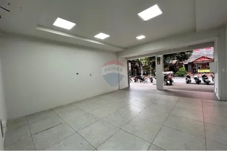 Ponto Comercial para alugar, 111m² no Centro, Governador Valadares