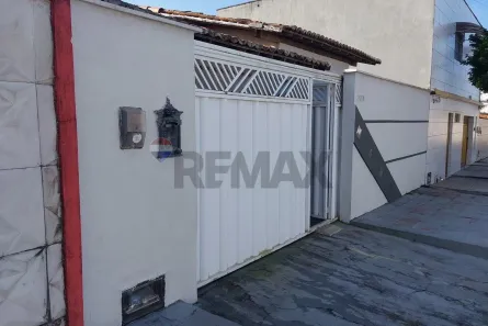 Casa com 3 Quartos à venda, 138m² no Potengi, Natal