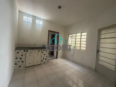 Casa com 2 Quartos à venda, 179m² no Jardim Continental, Taubaté