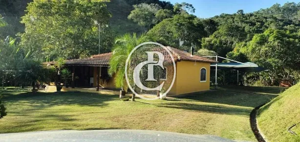 Fazenda/Sítio com 3 Quartos à venda, 300m² no Rio Claro, Paraibuna