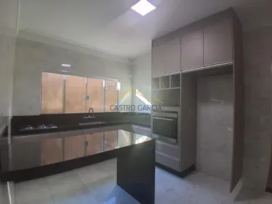 Casa com 3 Quartos para alugar, 124m² no Parque São Jerônimo, Americana