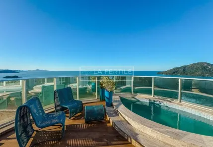 Cobertura com 3 Quartos à venda, 273m² no Centro, Balneário Camboriú