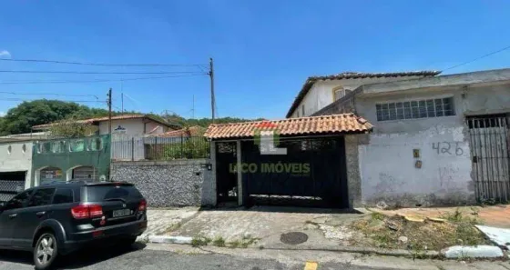 Casa com 3 Quartos para alugar, 274m² no Jardim Colombo, São Paulo