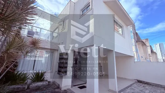 Casa com 4 Quartos à venda, 267m² no Capim Macio, Natal