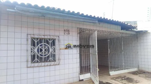 Casa com 4 Quartos à venda, 261m² no Saci, Teresina